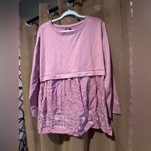 Maternity pink shirt